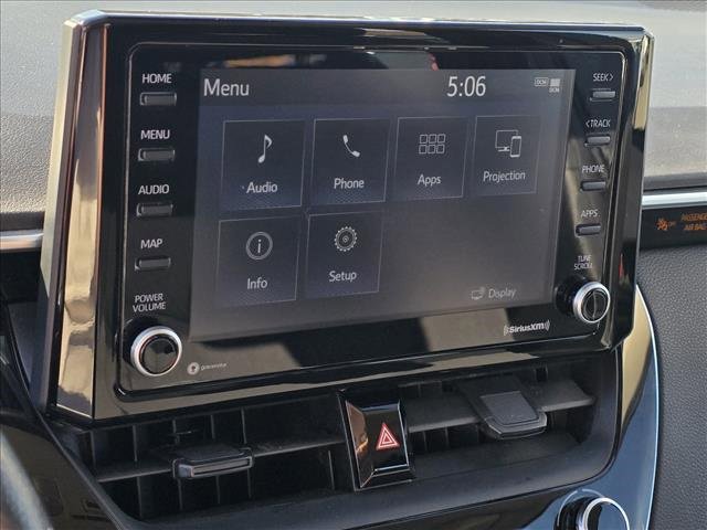 Used 2022 Toyota Corolla LE image 20