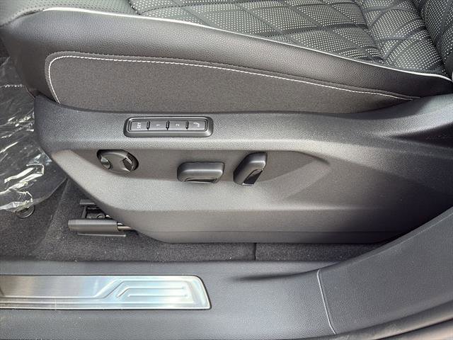 New 2026 Volkswagen Atlas SEL Premium R-Line image 17