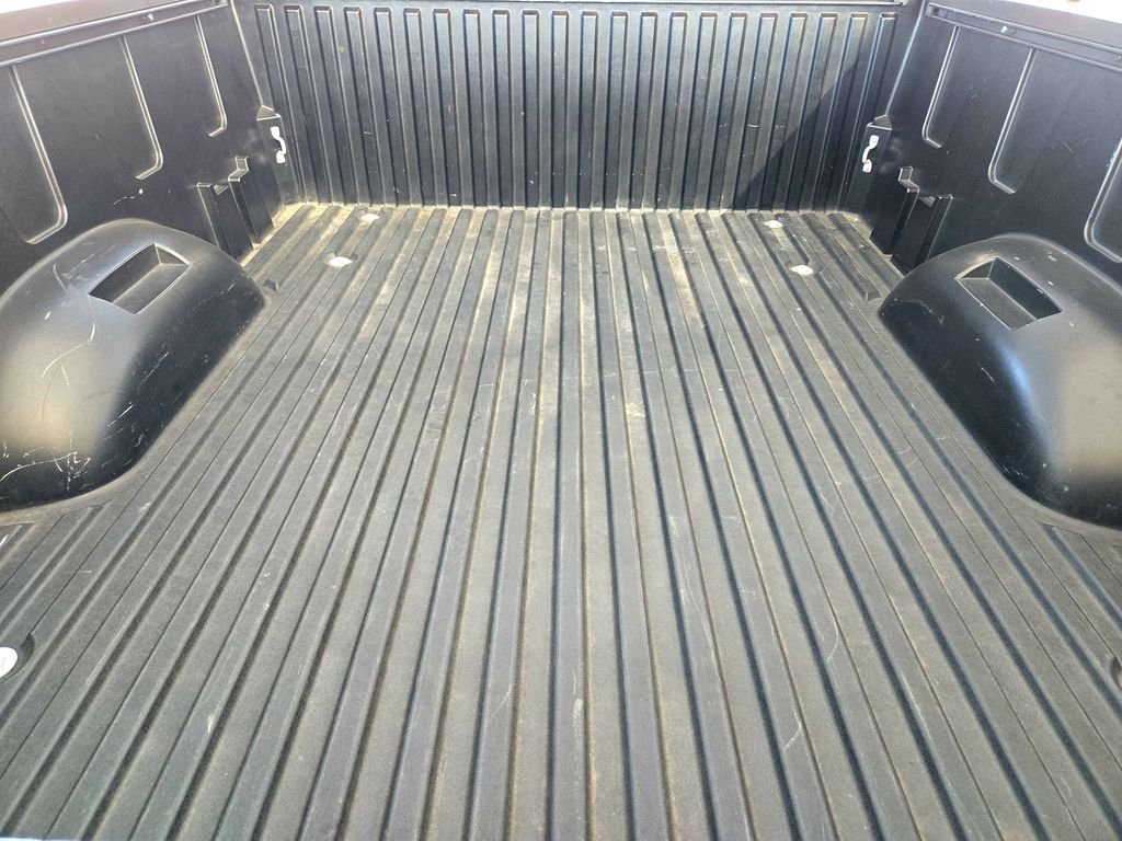 Used 2022 Toyota Tundra SR5 w/ SR5 Convenience Package image 29