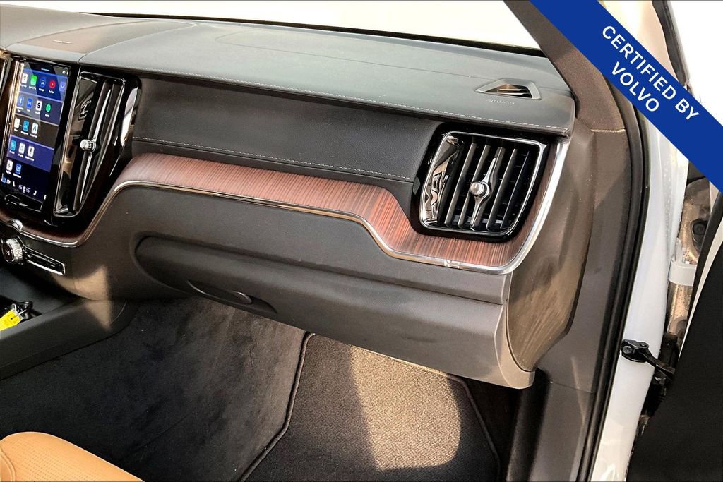 Used 2023 Volvo XC60 B5 Ultimate w/ Protection Package Premier image 21