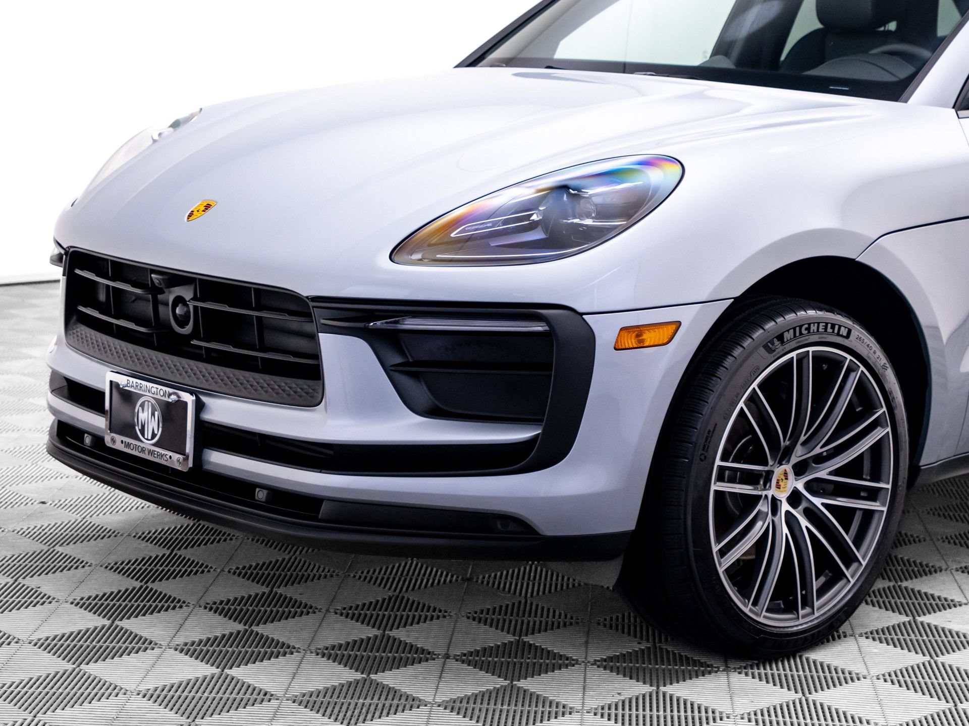 Certified 2026 Porsche Macan AWD/4WD image 38