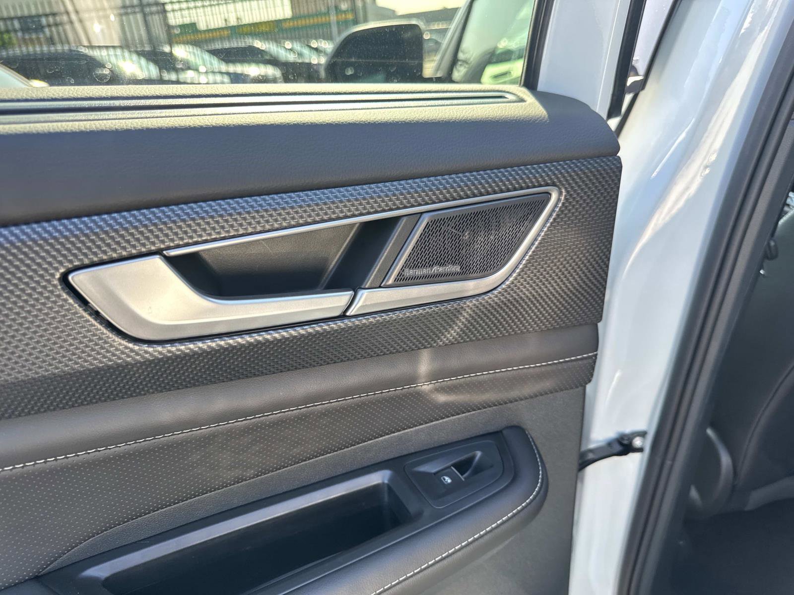 New 2025 Volkswagen Atlas Cross Sport SEL Premium R-Line image 12