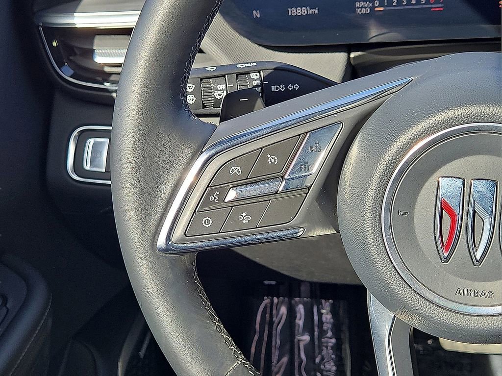 Used 2025 Buick Enclave Preferred image 20