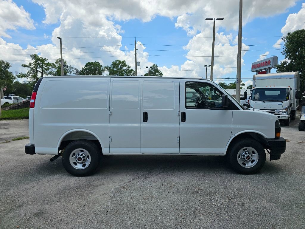 New 2025 GMC Savana 2500 w/ Driver Convenience Package RWD image 6