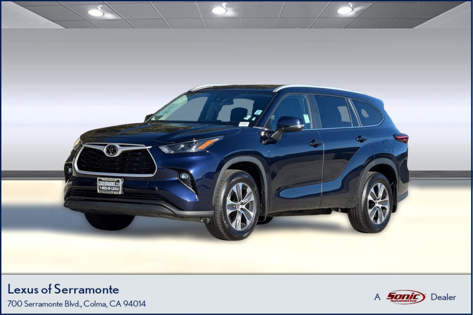 Used 2024 Toyota Highlander XLE image 1