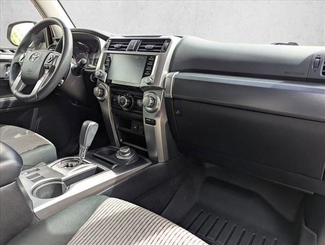 Used 2022 Toyota 4Runner SR5 AWD/4WD image 21