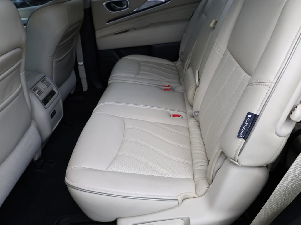 Used 2019 INFINITI QX60 Luxe w/ Essential Package FWD image 20