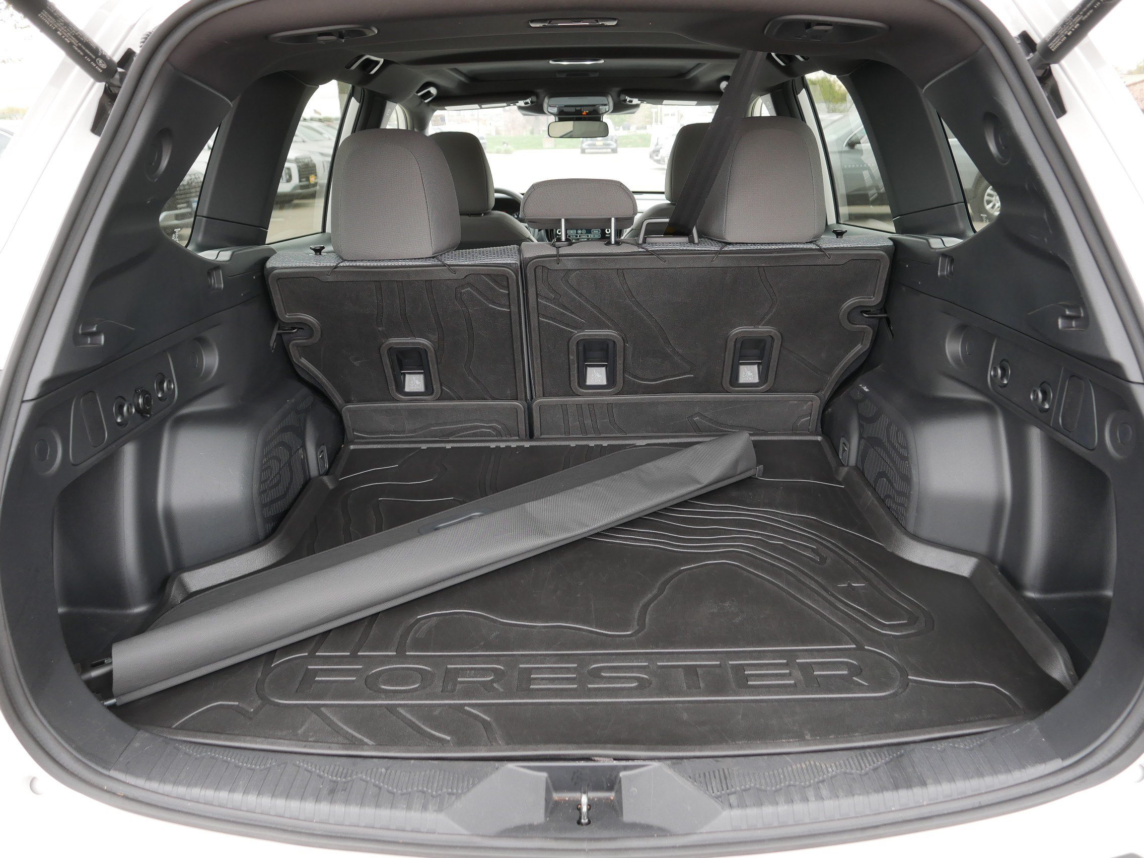 Used 2025 Subaru Forester Premium AWD/4WD image 18