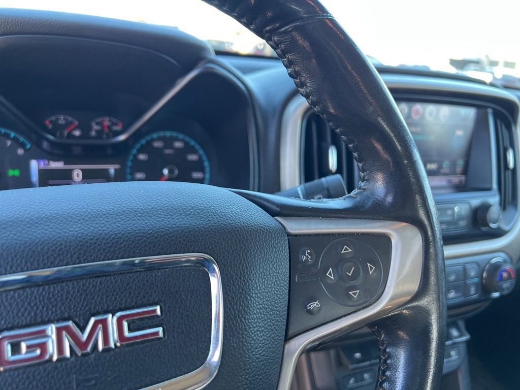 Used 2017 GMC Canyon Denali image 13