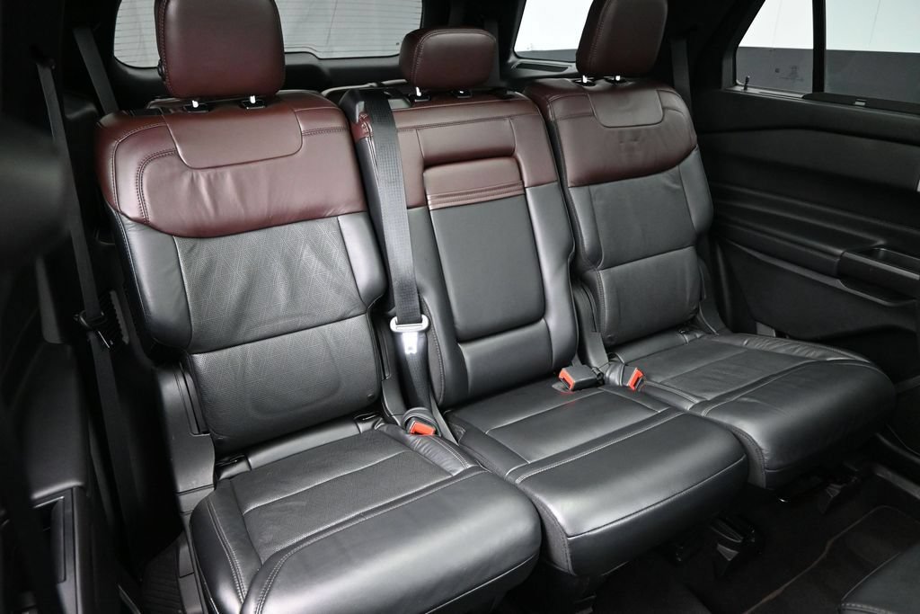 Used 2020 Ford Explorer Platinum AWD/4WD image 29