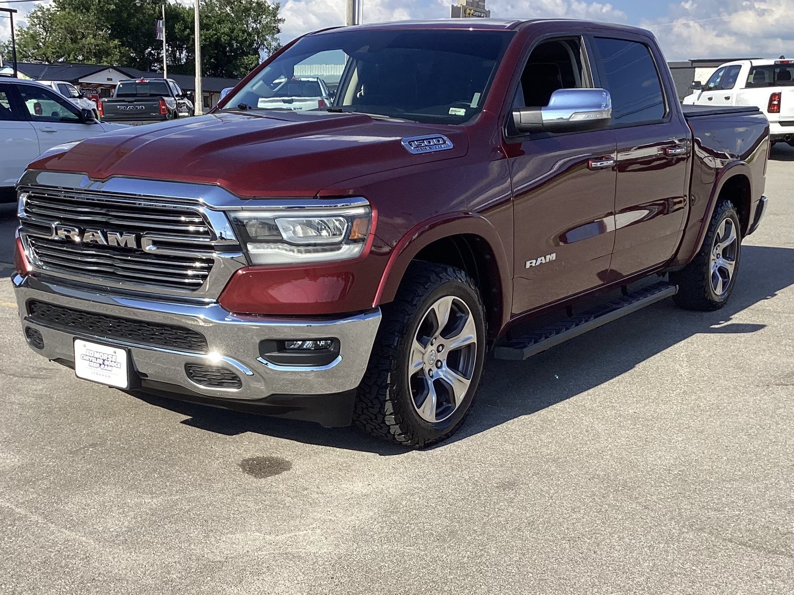 Used 2022 RAM 1500 Laramie AWD/4WD image 1