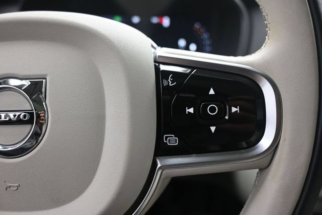 Certified 2023 Volvo XC90 B6 Ultimate w/ Protection Package Premier AWD/4WD image 15