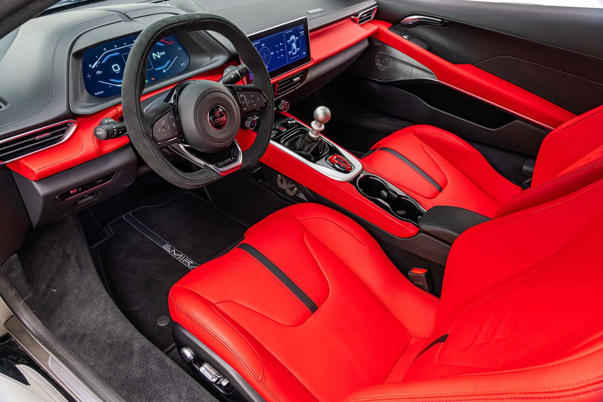 Used 2025 Lotus Emira RWD image 23