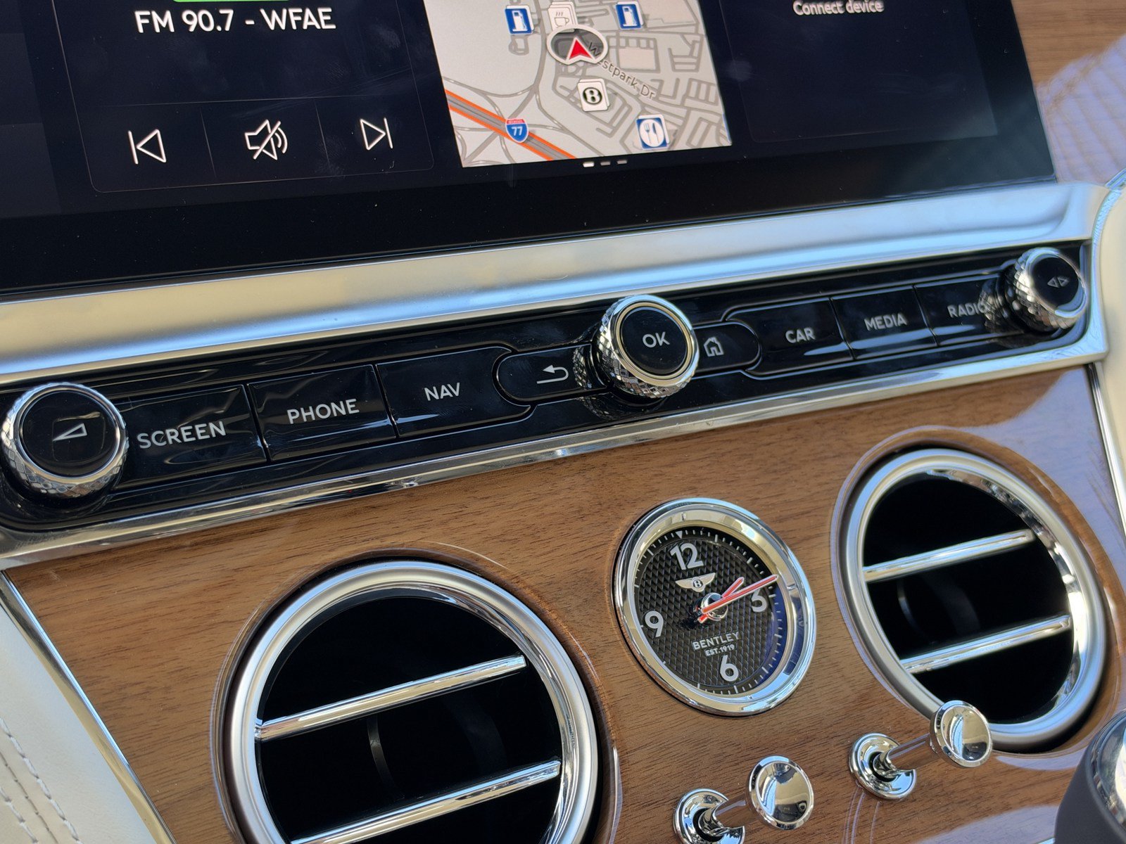 New 2027 Bentley Continental GTC AWD/4WD image 26