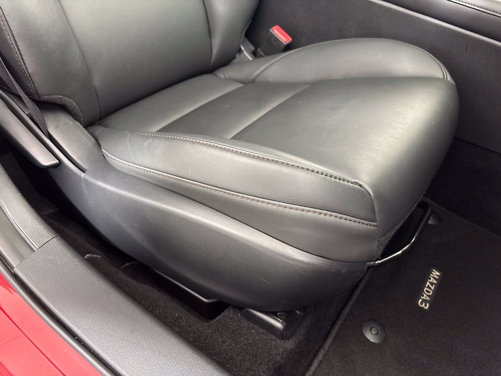 Used 2025 MAZDA MAZDA3 s FWD image 11