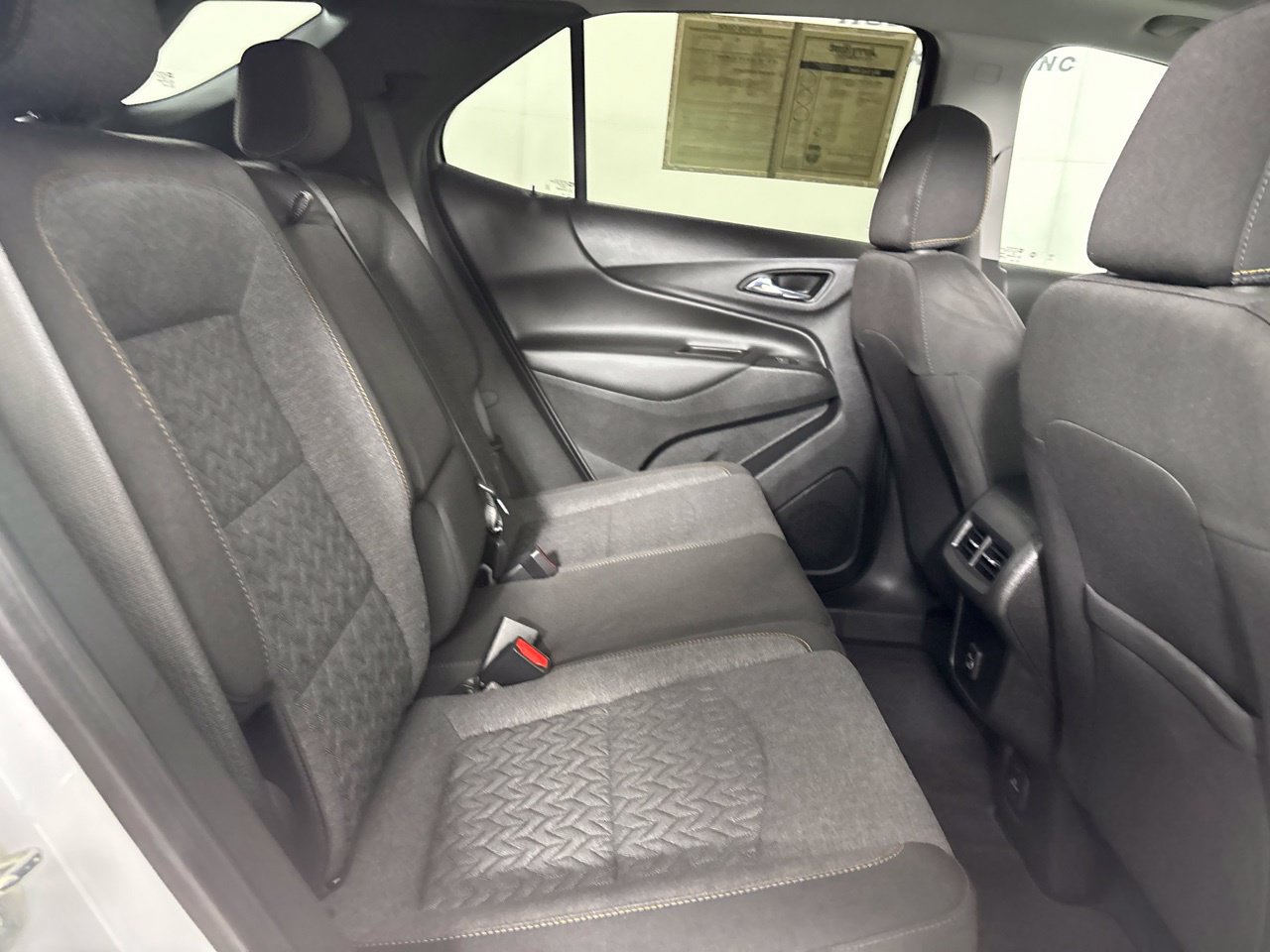 Used 2022 Chevrolet Equinox LT FWD image 29