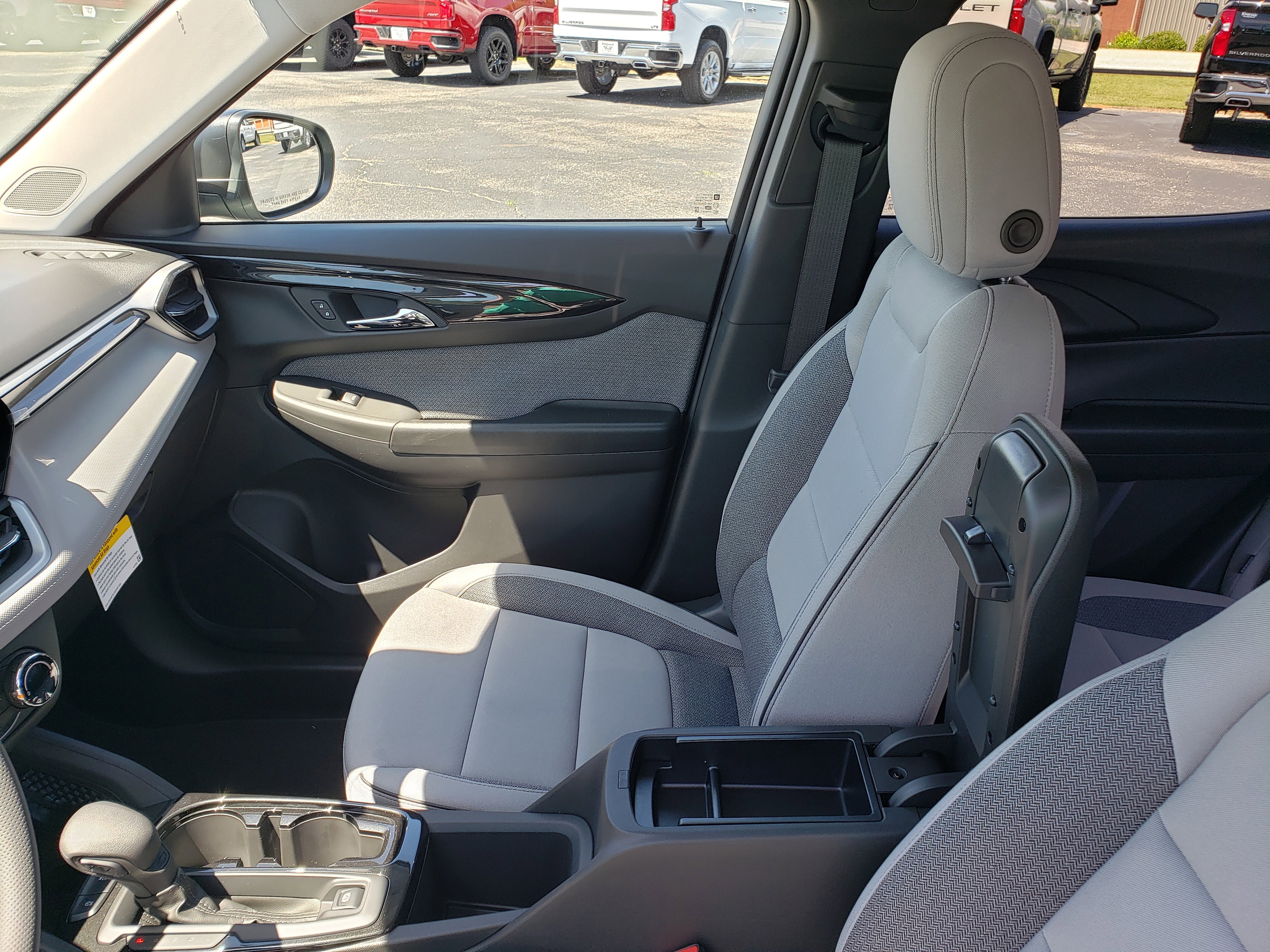 New 2026 Chevrolet TrailBlazer LS FWD image 29