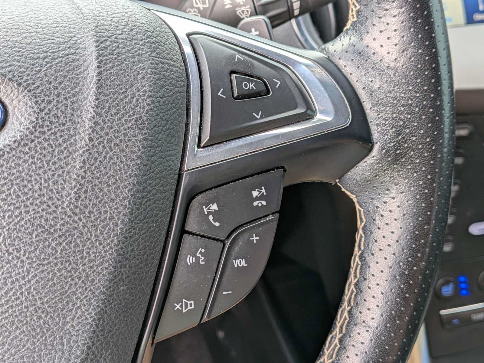 Used 2019 Ford Edge ST w/ Equipment Group 401A AWD/4WD image 23