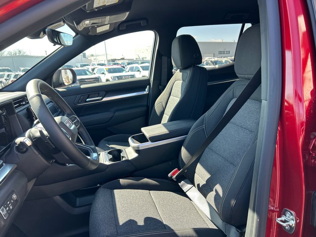 New 2026 GMC Terrain Elevation w/ Black Edition AWD/4WD image 17