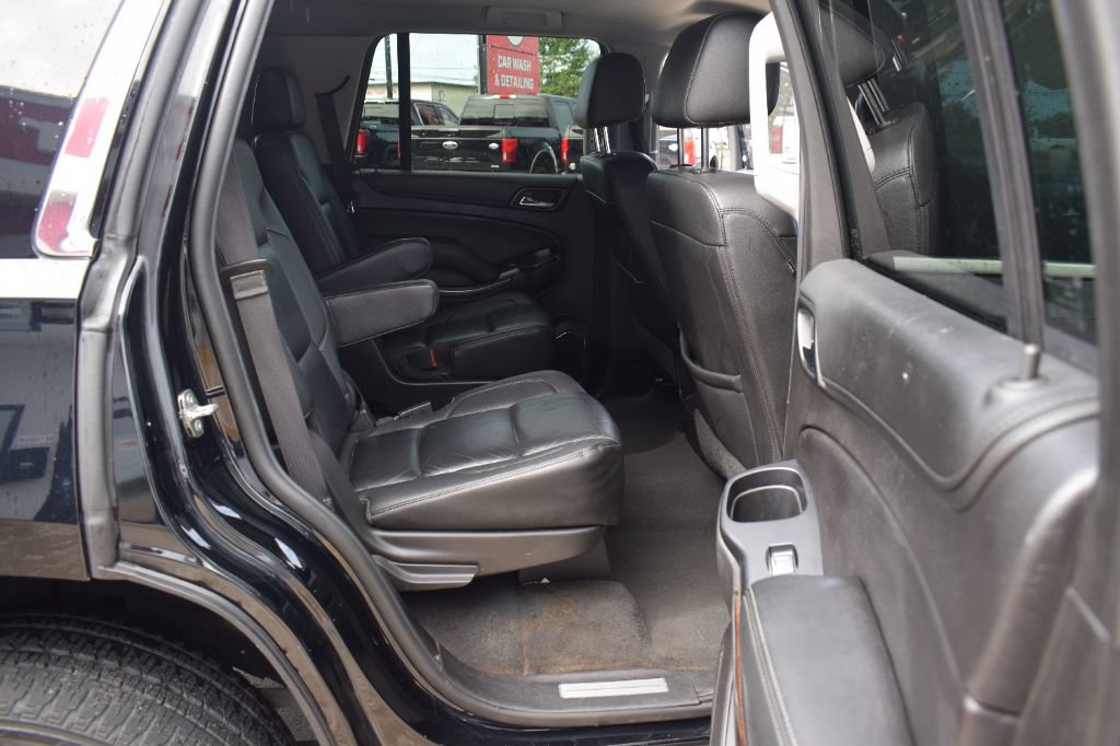Used 2019 Chevrolet Tahoe LT w/ LT Midnight Edition RWD image 13