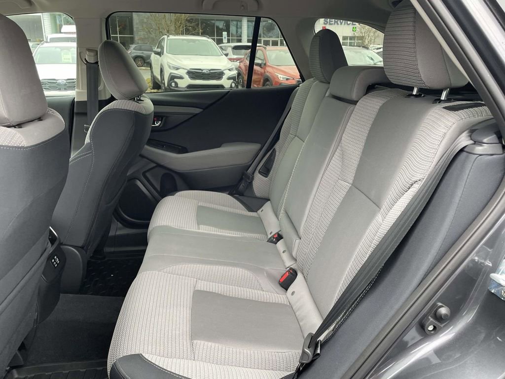 Used 2025 Subaru Outback Premium w/ Popular Package #1 image 3