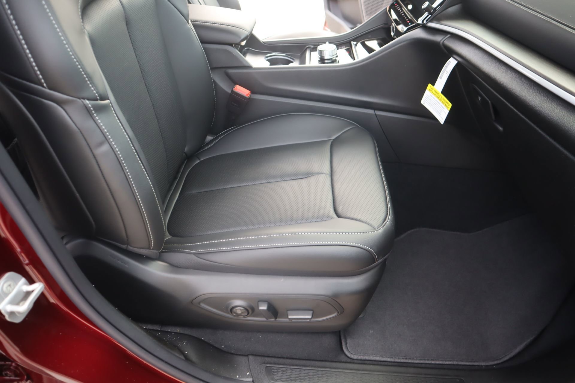 New 2026 Jeep Grand Cherokee Limited AWD/4WD image 14