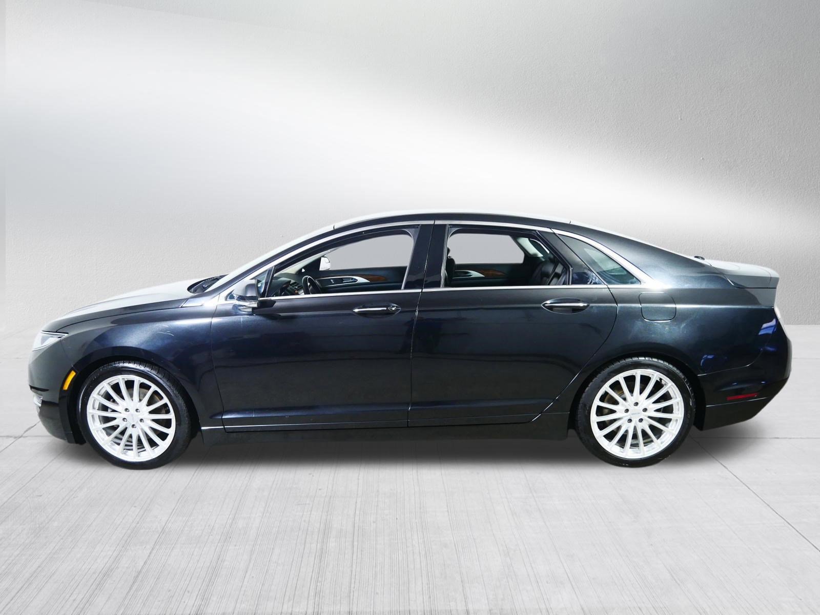 Used 2015 Lincoln MKZ w/ Equipment Group 101A Select image 4