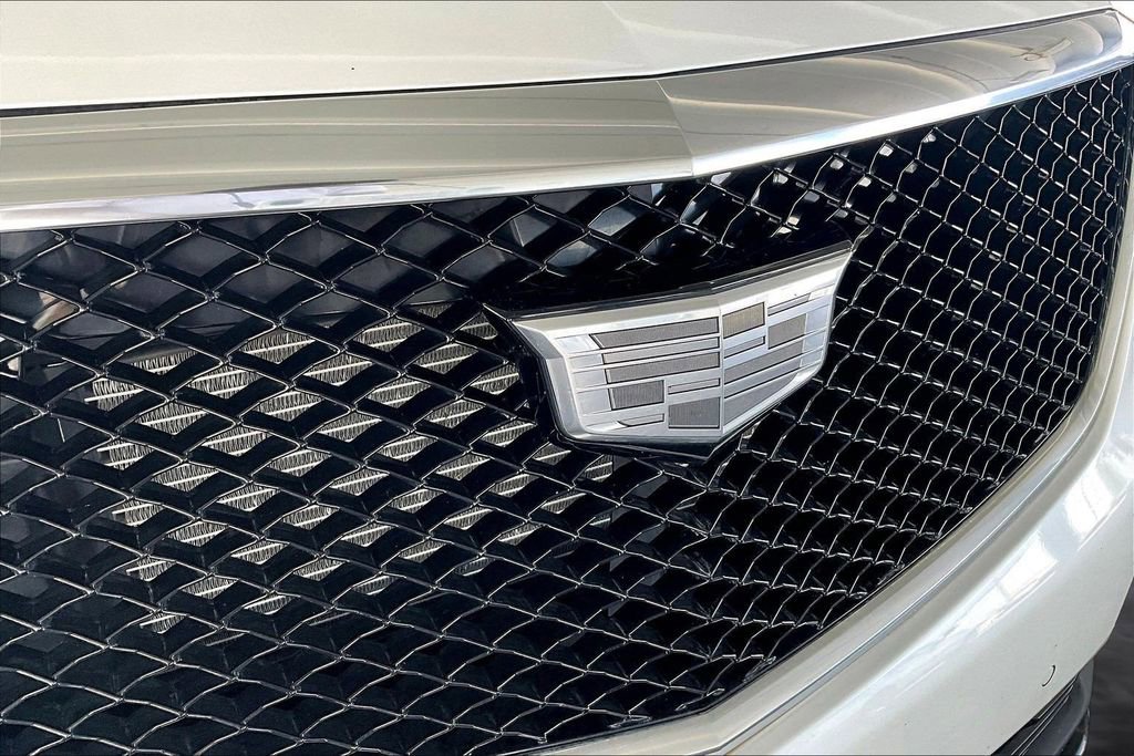 Certified 2024 Cadillac XT4 Premium Luxury AWD/4WD image 33