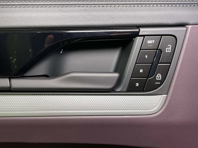 New 2026 Porsche Cayenne Coupe image 38