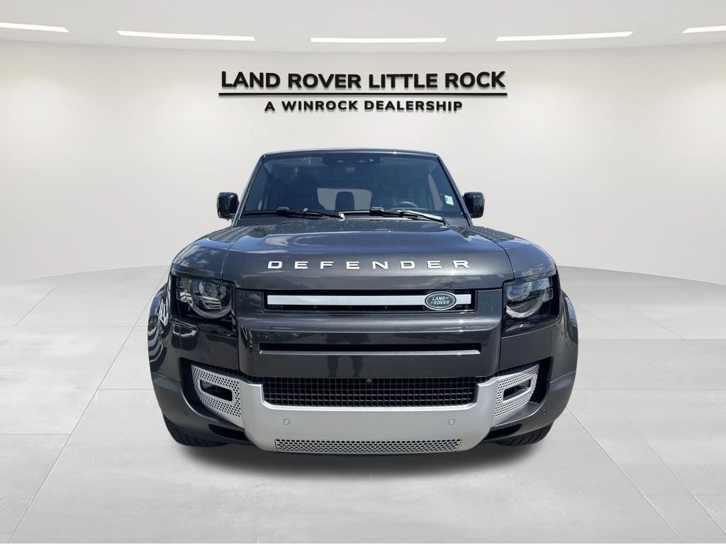 Used 2024 Land Rover Defender 130 S image 2