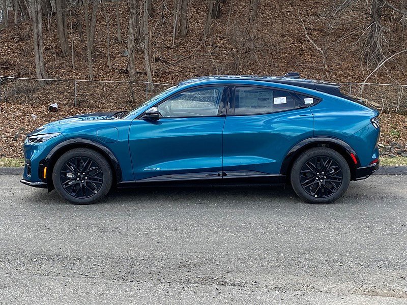 New 2026 Ford Mustang Mach-E Premium w/ Sport Appearance Package AWD/4WD image 4