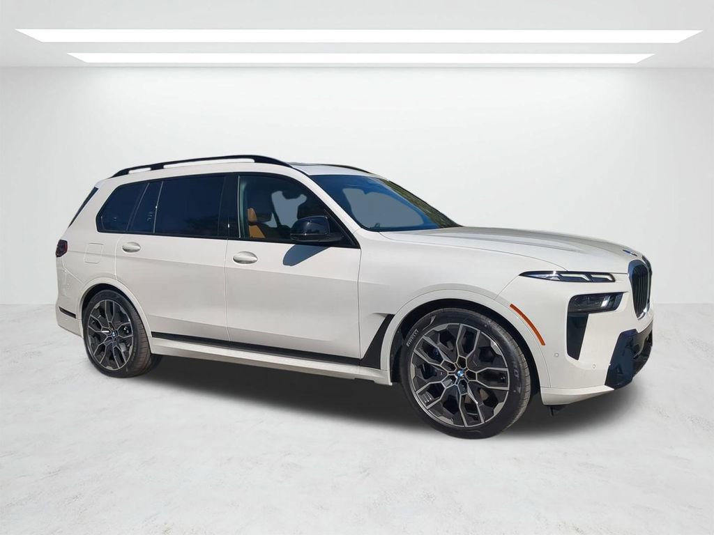 New 2026 BMW X7 M60i image 2