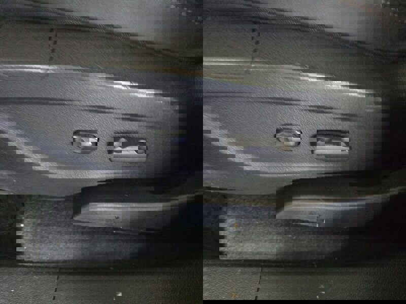 Used 2019 Chevrolet Trax LT w/ LT Convenience Package image 19