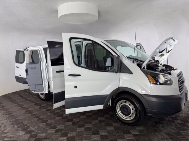 Used 2018 Ford Transit 150 XL RWD image 12