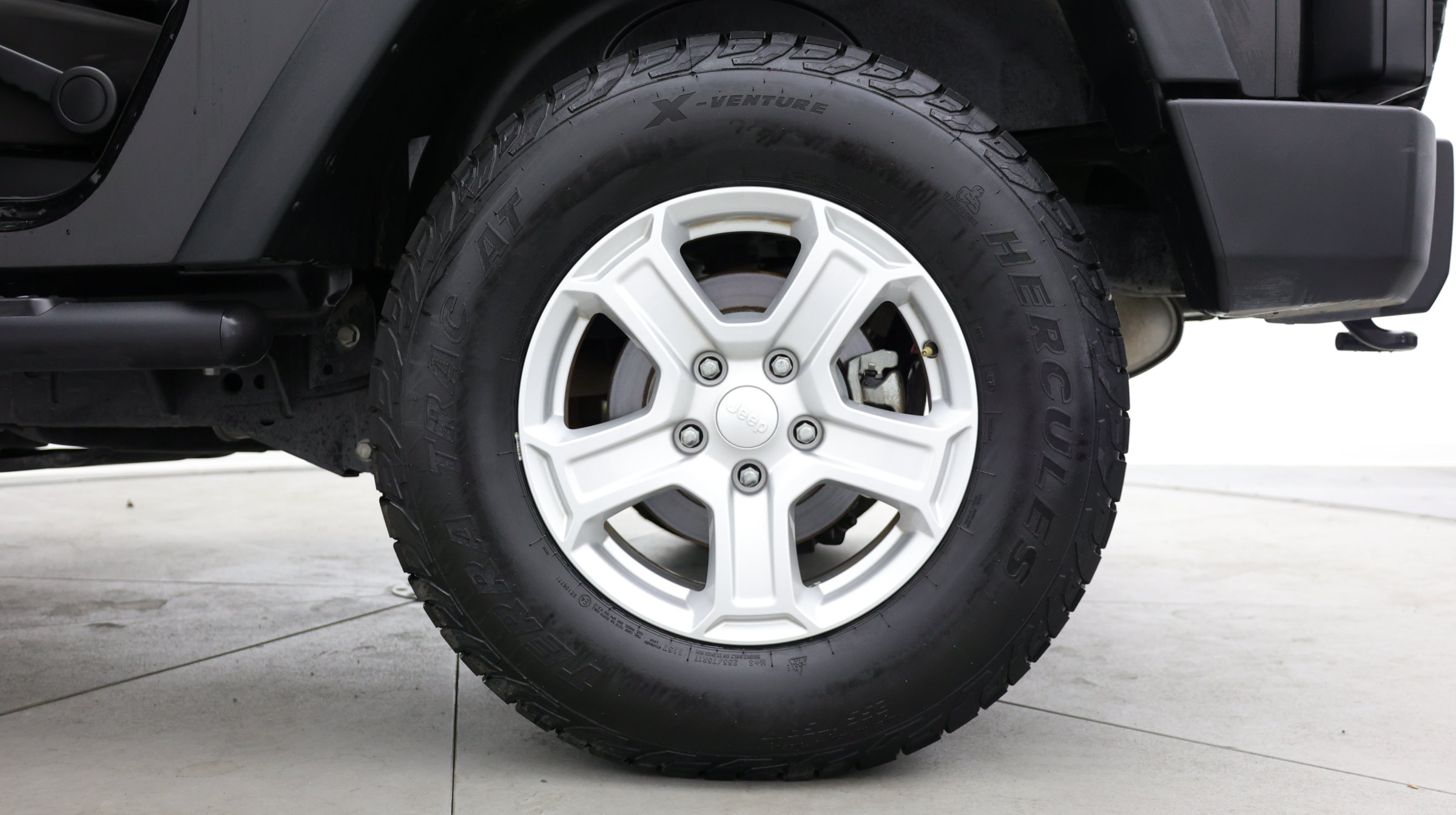 Used 2016 Jeep Wrangler Sport w/ Quick Order Package 24S AWD/4WD image 14