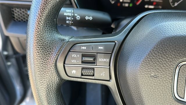 Used 2024 Honda CR-V EX image 13