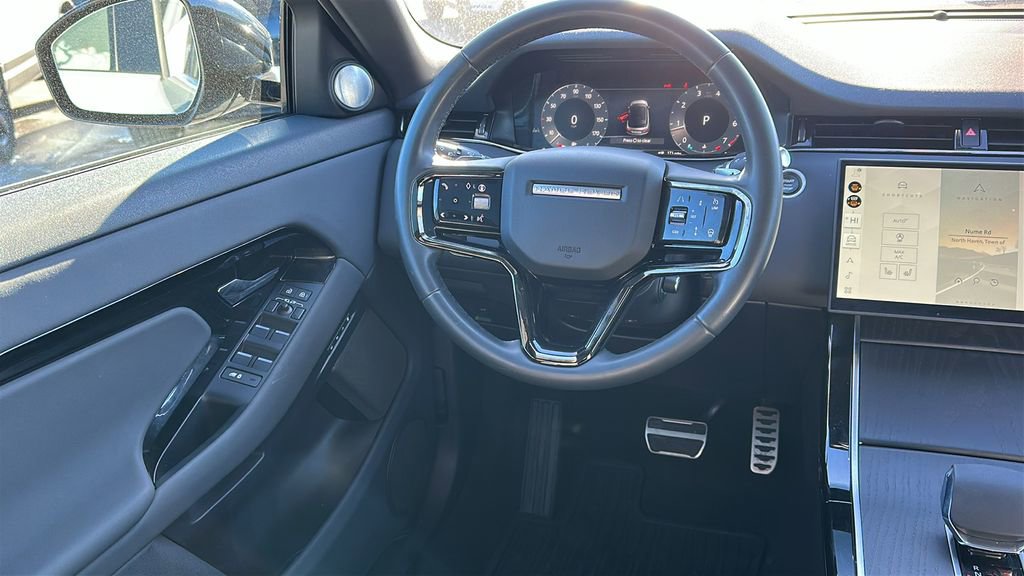 Used 2024 Land Rover Range Rover Evoque Dynamic SE image 24