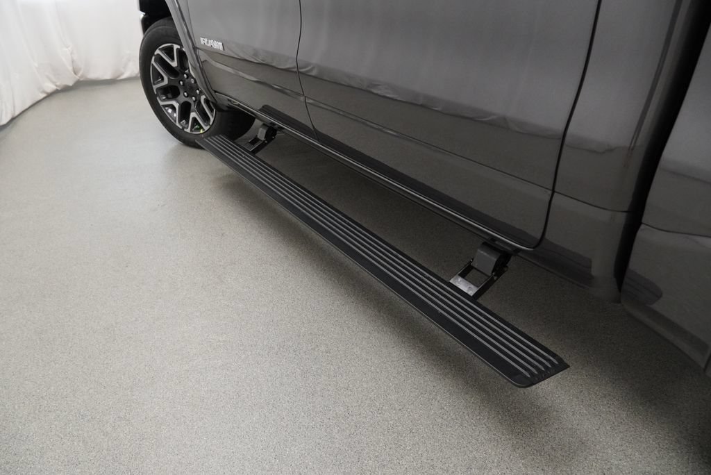 New 2027 RAM 1500 Laramie w/ Laramie Preferred Package AWD/4WD image 29