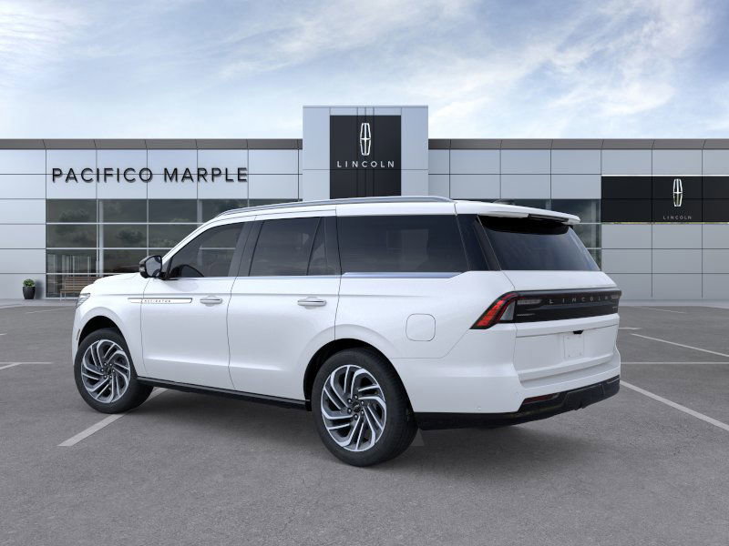 New 2025 Lincoln Navigator Reserve image 4