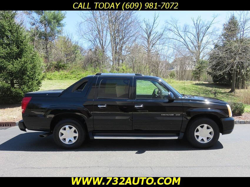 Used 2002 Cadillac Escalade EXT AWD/4WD image 4