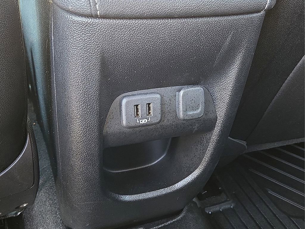 Used 2020 Chevrolet Colorado ZR2 w/ Colorado ZR2 Bison Edition image 16