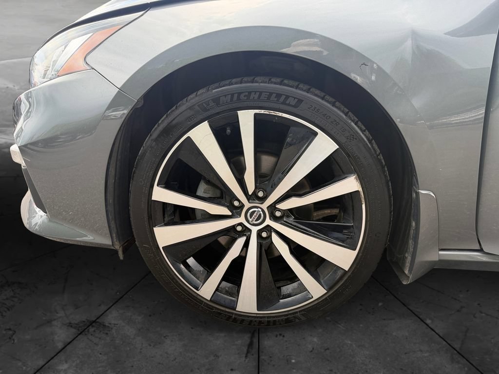 Used 2020 Nissan Altima 2.5 SR w/ Premium Package AWD/4WD image 14