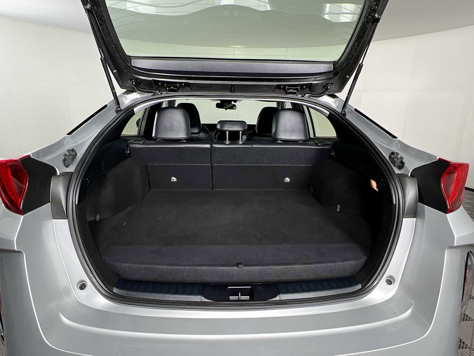 Used 2021 Toyota Prius Prime XLE image 26