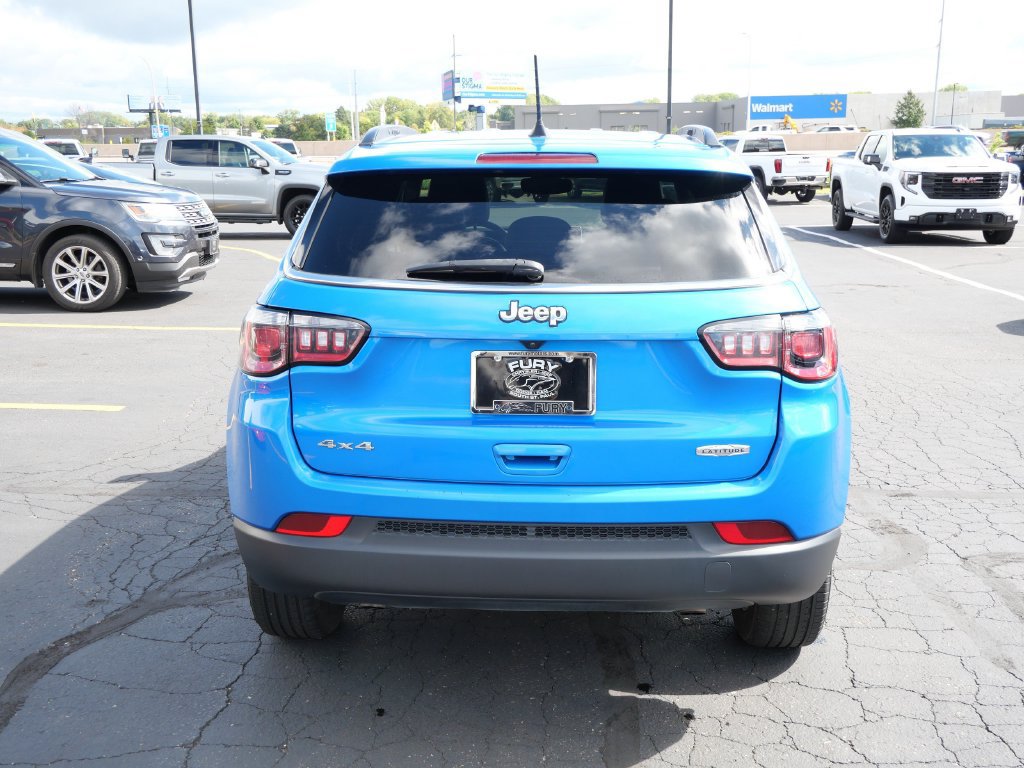 Used 2024 Jeep Compass Latitude AWD/4WD image 7