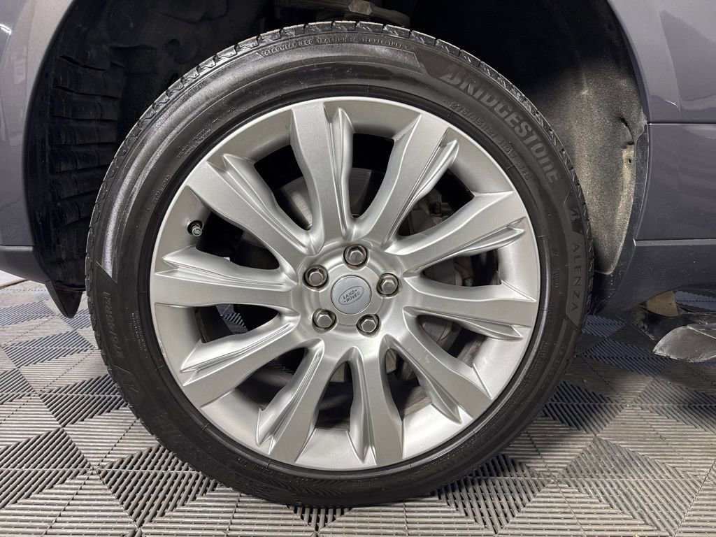 Used 2017 Land Rover Range Rover Supercharged image 13