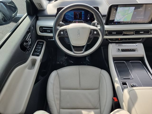 Used 2025 Lincoln Aviator Reserve w/ Illumination Package RWD image 15