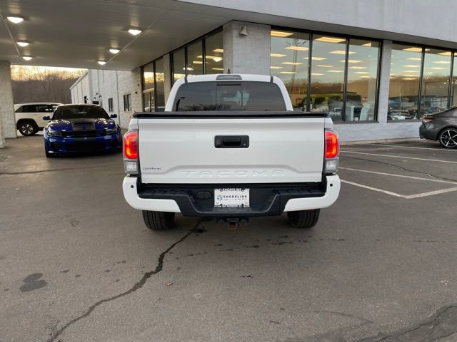 Used 2022 Toyota Tacoma TRD Sport w/ Technology Package image 7