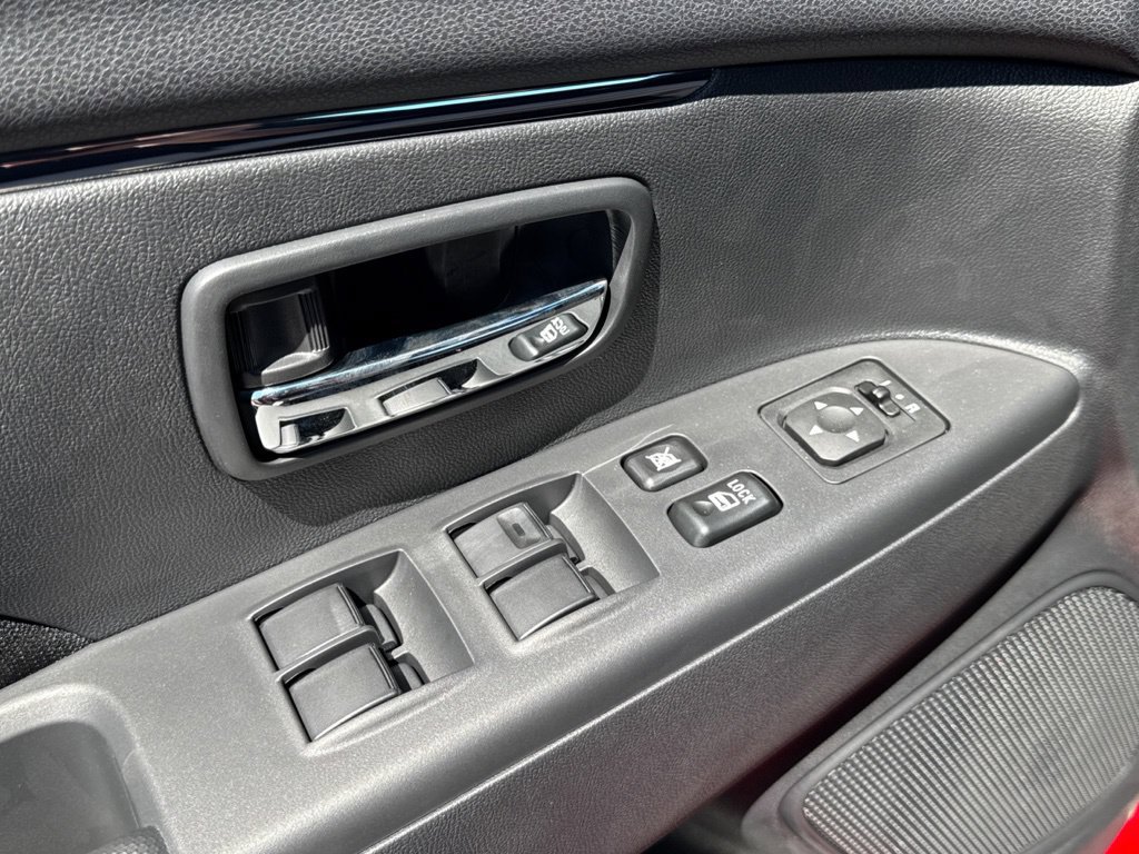 New 2027 Mitsubishi Outlander Sport LE FWD image 31