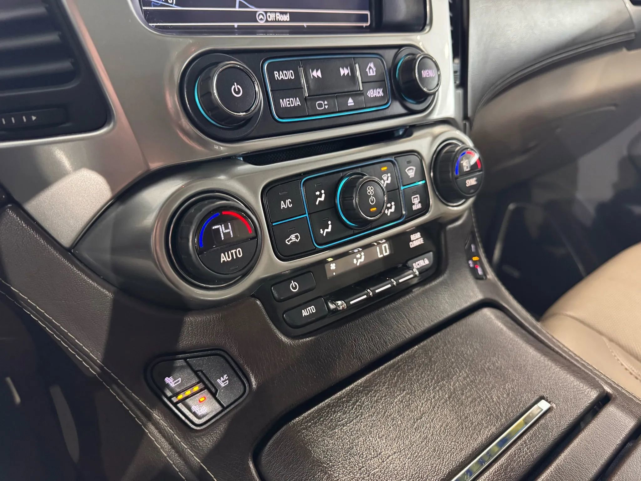 Used 2016 Chevrolet Tahoe LTZ image 40