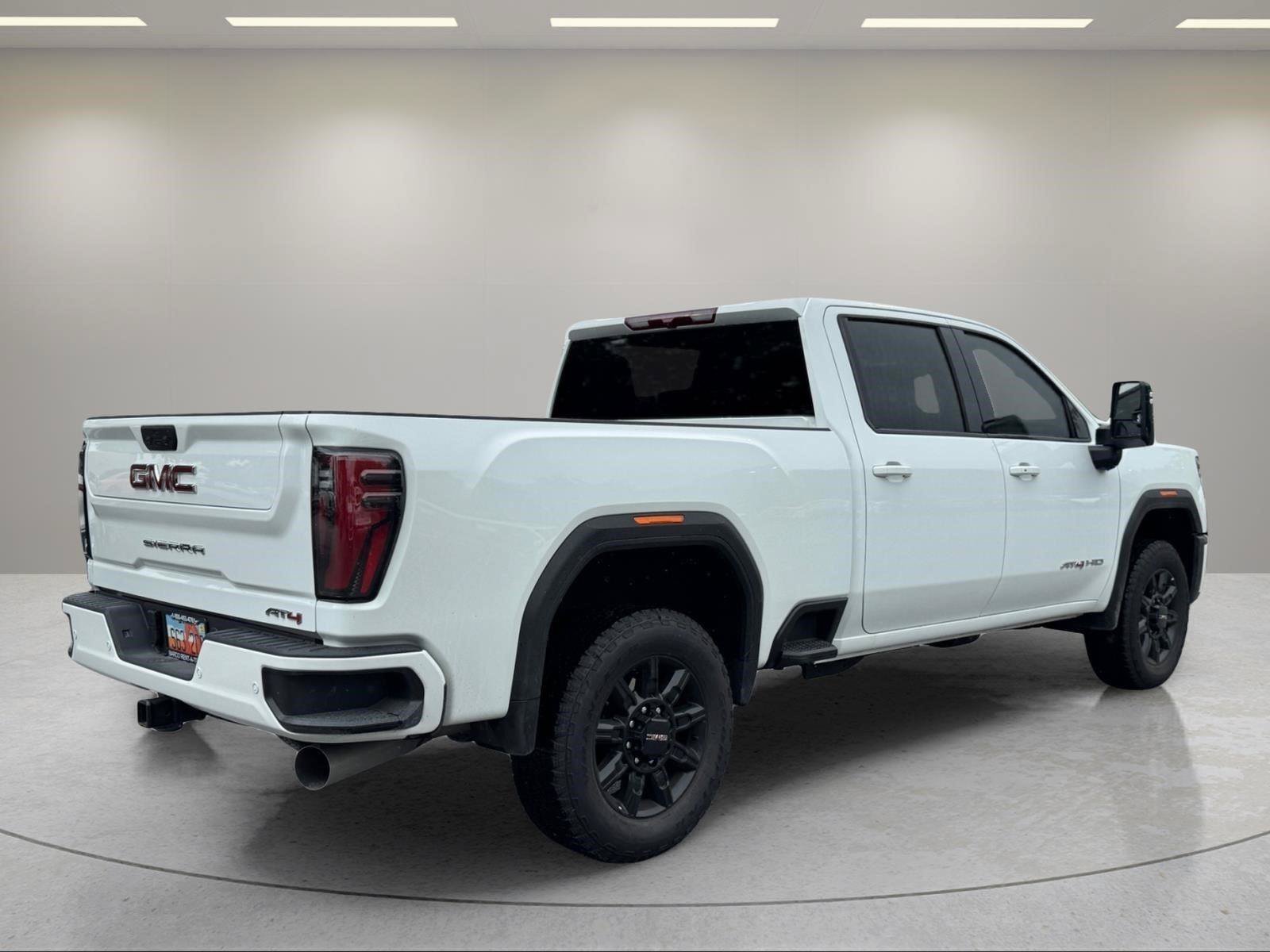 Used 2026 GMC Sierra 2500 AT4 AWD/4WD image 5
